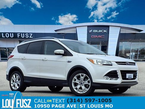 Used 2015 Ford Escape Titanium image 1