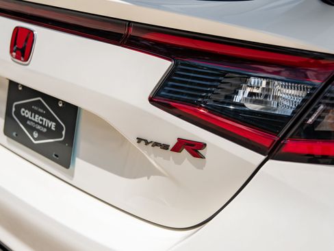 Used 2025 Honda Civic Type R image 23