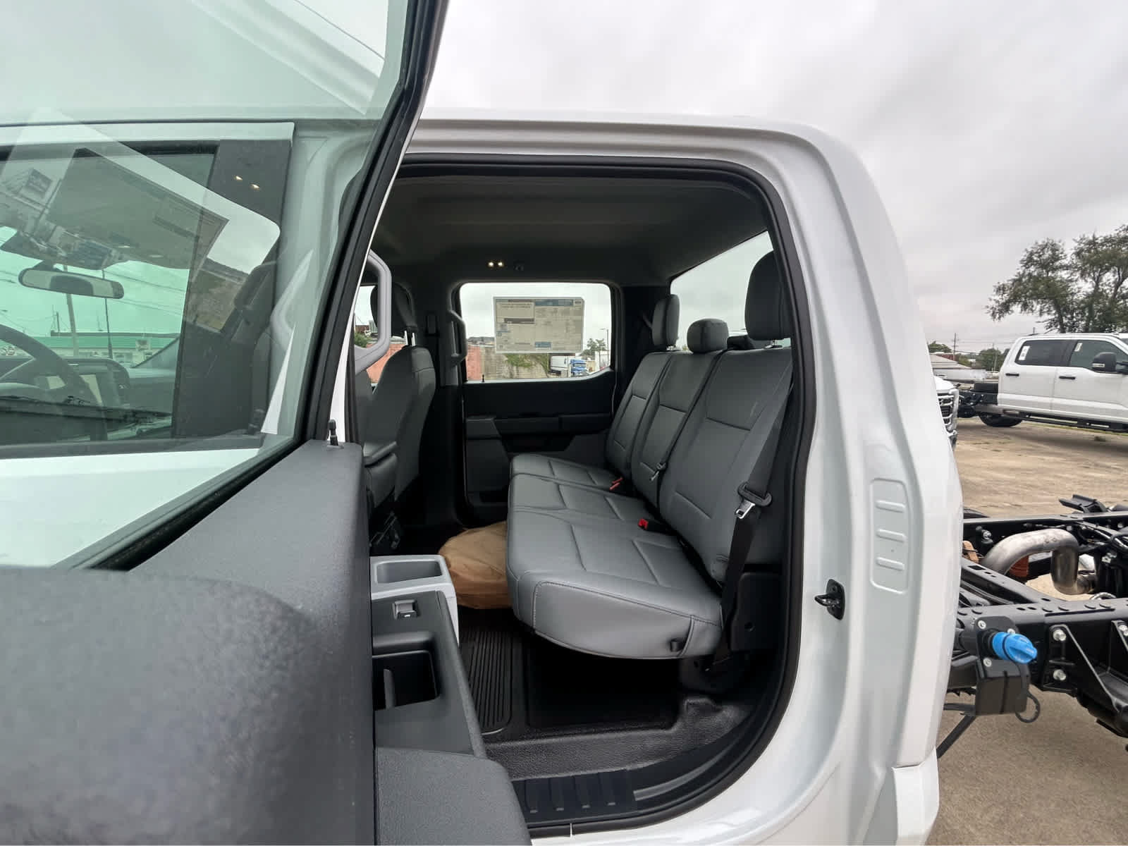 New 2027 Ford F450 XL AWD/4WD image 4
