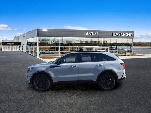Certified 2023 Kia Sorento SX AWD/4WD image 6
