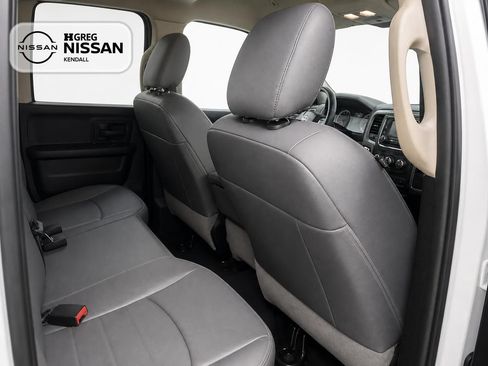 Used 2018 RAM 1500 Tradesman RWD image 11
