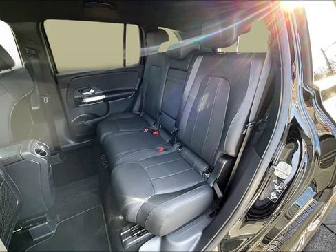 Certified 2025 Mercedes-Benz GLB 250 250 image 25