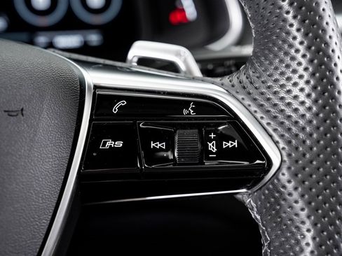 Used 2023 Audi RS 6 image 15