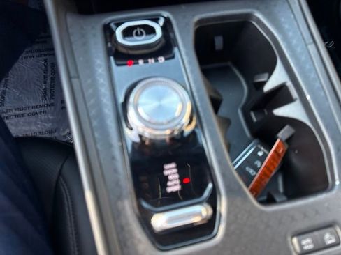 Used 2025 Jeep Wagoneer S Limited AWD/4WD image 20