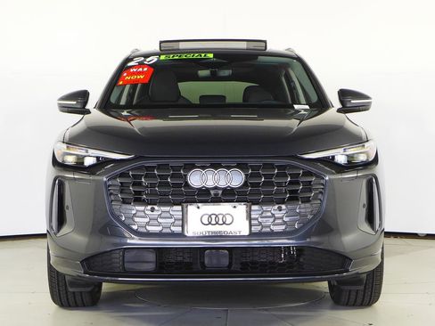 Used 2025 Audi Q5 Premium Plus w/ Premium Plus AWD/4WD image 3