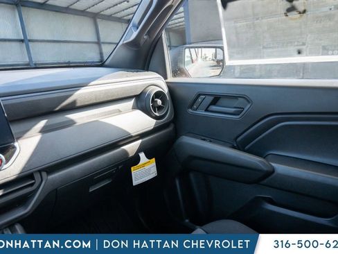 New 2026 Chevrolet Colorado W/T w/ WT Custom Package image 15