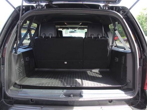 Used 2017 Ford Expedition EL Platinum AWD/4WD image 29