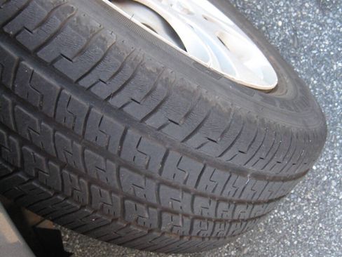 Used 2005 Saturn ION Level 2 w/ Power Pkg FWD image 22