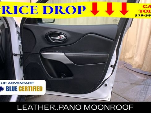 Used 2022 Jeep Cherokee Latitude w/ Sun & Sound Group AWD/4WD image 10