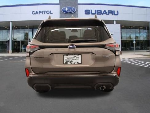New 2025 Subaru Forester Limited w/ Popular Package AWD/4WD image 4