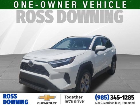 Used 2025 Toyota RAV4 XLE FWD image 1