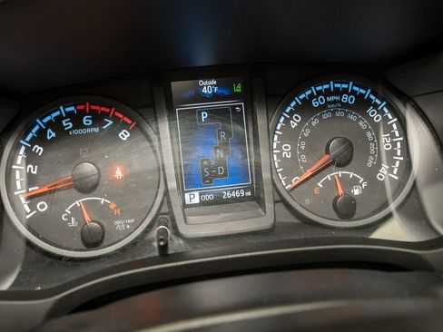 Certified 2022 Toyota Tacoma SR image 16