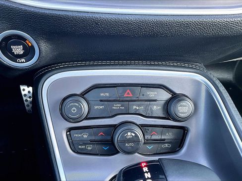 Used 2022 Dodge Challenger R/T w/ Shaker Package image 15
