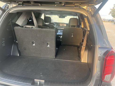 Used 2021 Hyundai Palisade Limited image 23