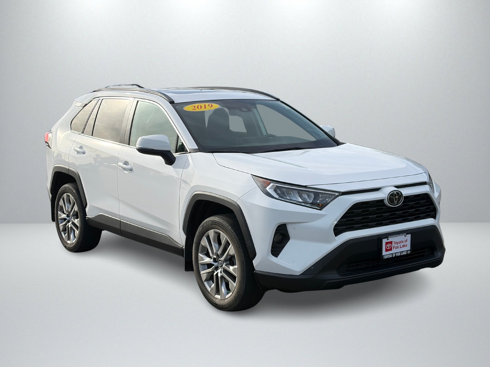 Used 2019 Toyota RAV4 XLE Premium AWD/4WD image 7
