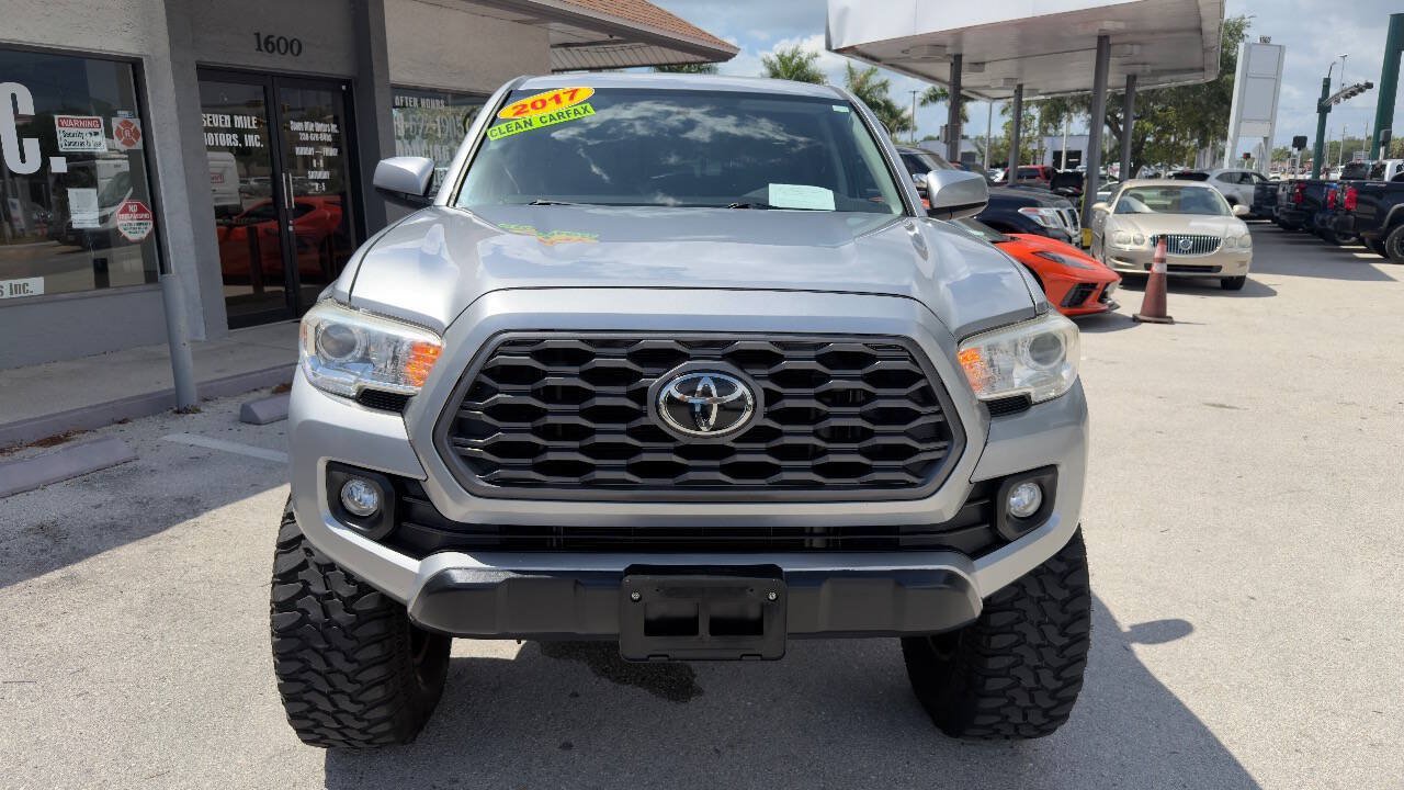 Used 2017 Toyota Tacoma SR w/ SR Convenience Package RWD image 2