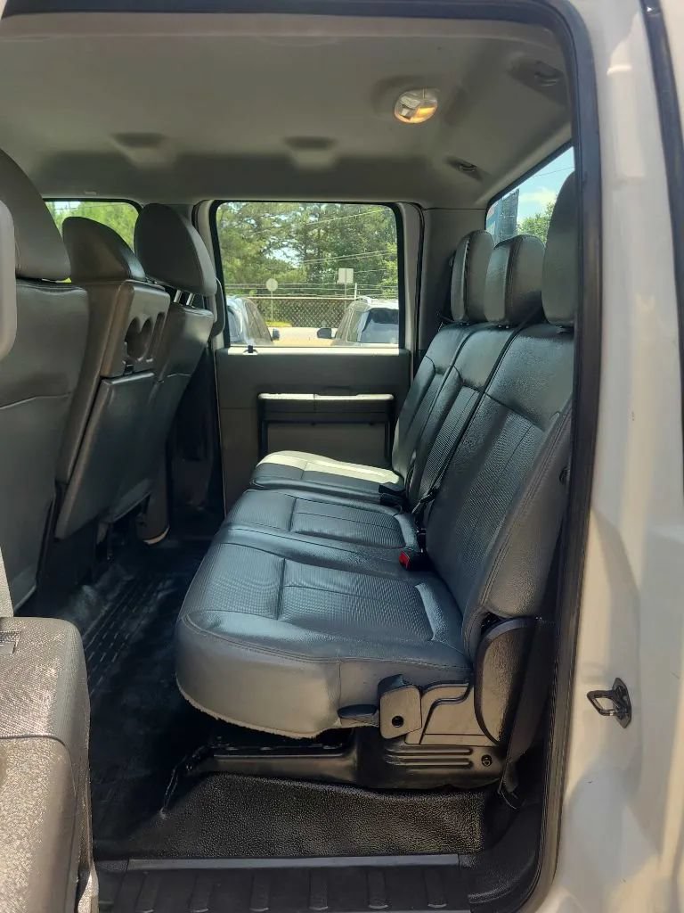 Used 2016 Ford F550 2WD Crew Cab Super Duty w/ Power Equipment Group image 15