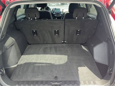 Used 2019 Chevrolet Equinox LT w/ Driver Convenience Package FWD image 34