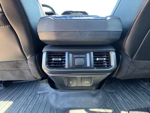 Used 2023 Ford F150 Lariat w/ Equipment Group 502A High AWD/4WD image 39