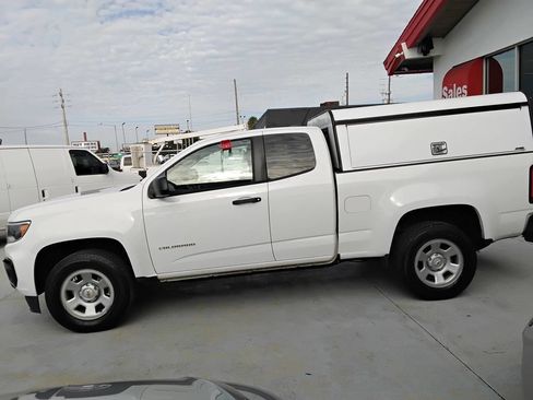 Used 2021 Chevrolet Colorado W/T w/ WT Convenience Package RWD image 8
