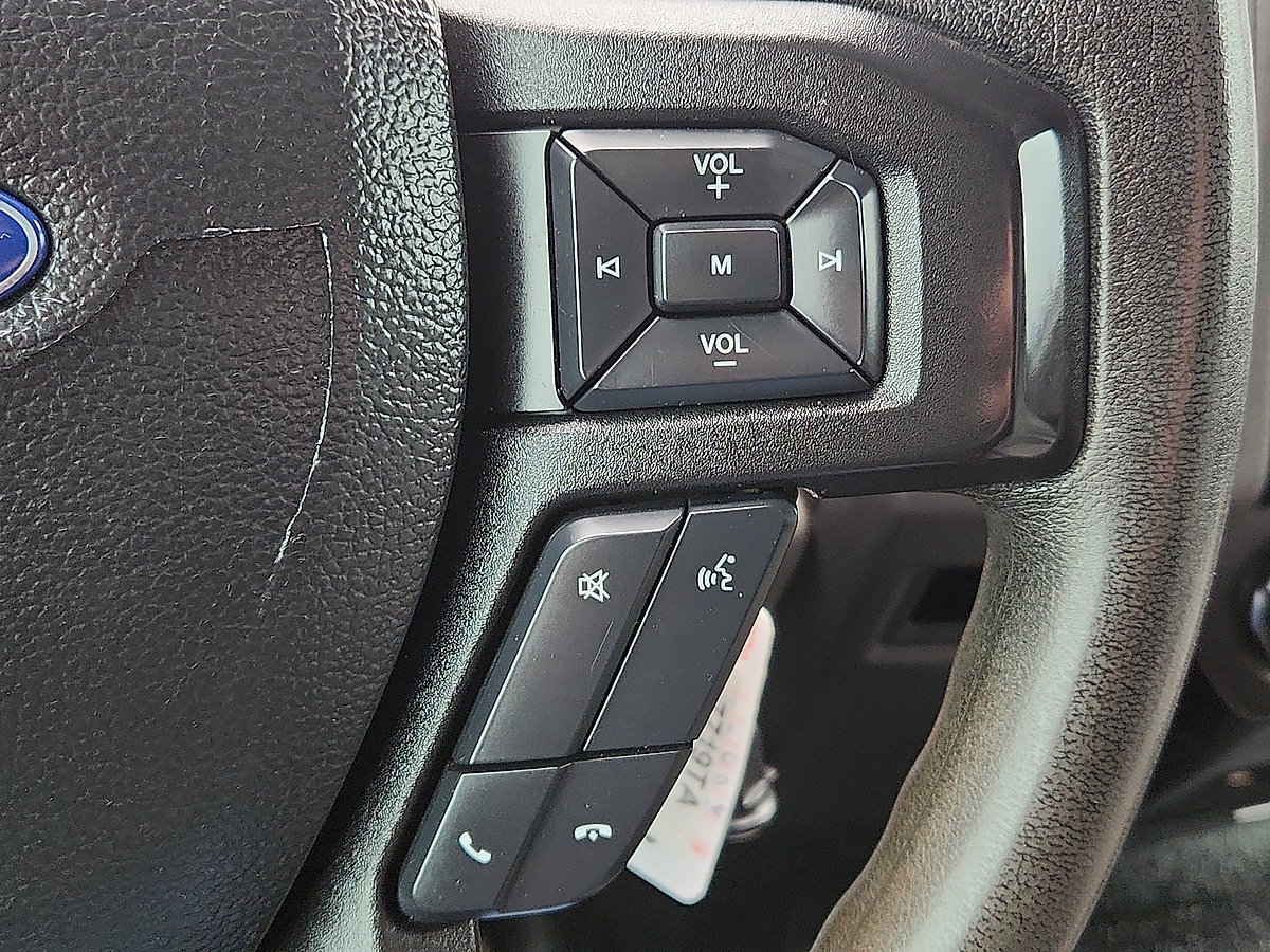 Used 2018 Ford F250 XL w/ Power Equipment Group AWD/4WD image 23