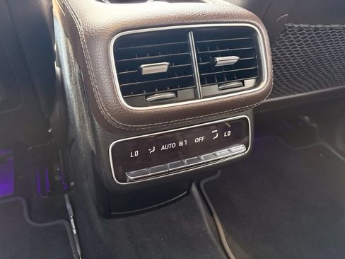 Used 2022 Mercedes-Benz GLS 450 4MATIC image 29