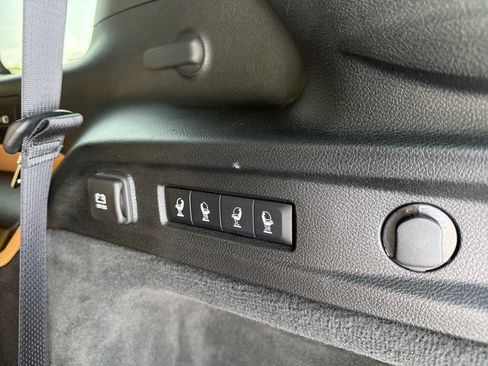 Used 2025 Jeep Grand Cherokee L Summit AWD/4WD image 12