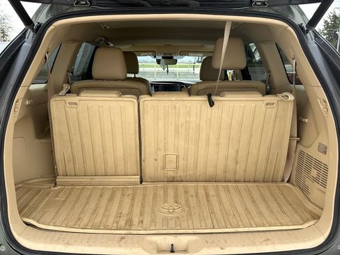 Used 2017 Toyota Highlander Limited w/ Protection Package #3 AWD/4WD image 21