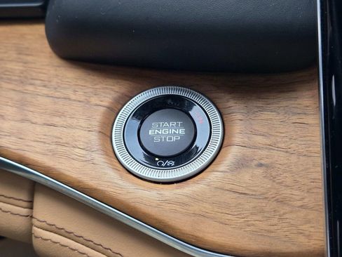 Used 2022 Jeep Grand Cherokee Summit image 34