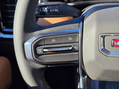 New 2025 GMC Canyon AT4 w/ Nightfall Edition image 27