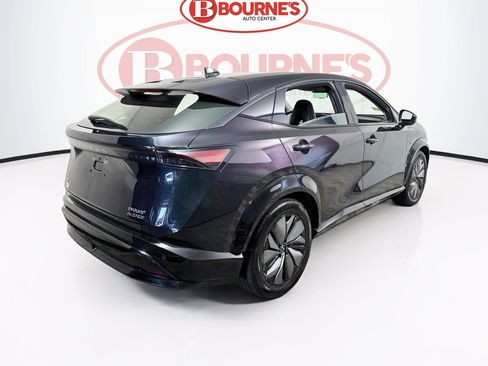 Used 2024 Nissan Ariya AWD image 11