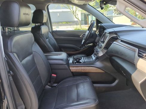 Used 2020 GMC Yukon XL Denali AWD/4WD image 31