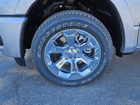 New 2026 RAM 1500 Big Horn AWD/4WD image 9