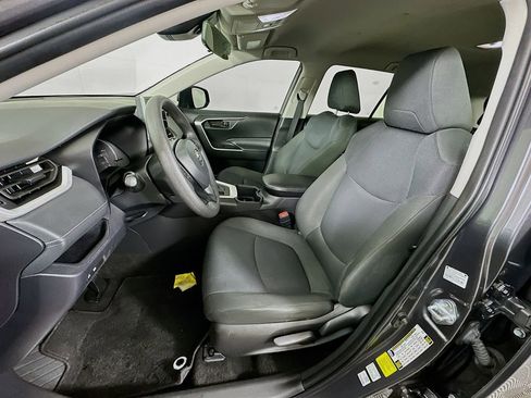Certified 2024 Toyota RAV4 LE FWD image 21