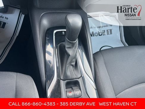 Used 2022 Toyota Corolla LE image 49