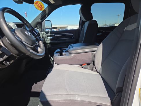 Certified 2024 RAM 2500 Big Horn image 5