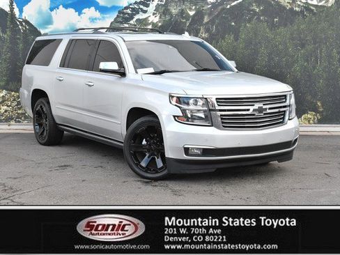 Used 2018 Chevrolet Suburban Premier image 1