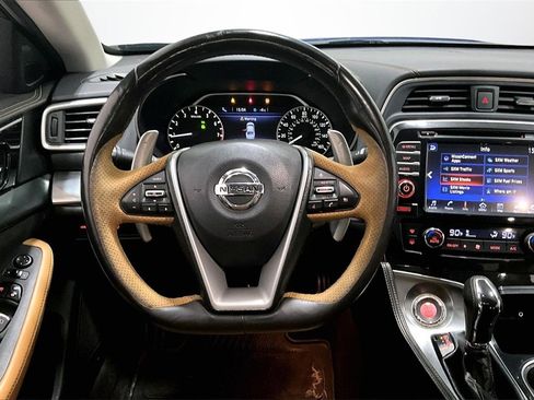 Used 2016 Nissan Maxima SR image 8