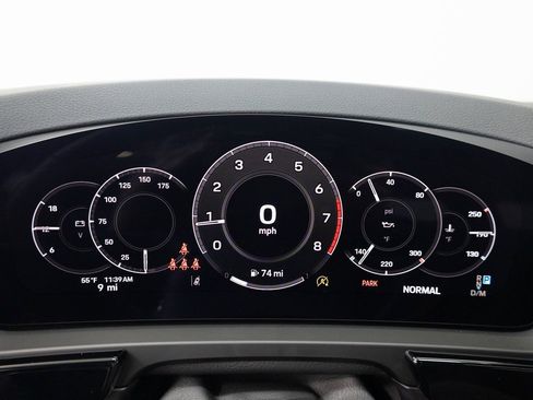 New 2026 Porsche Cayenne Coupe AWD/4WD image 20