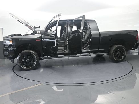 Used 2024 RAM 2500 Laramie w/ Night Edition AWD/4WD image 75