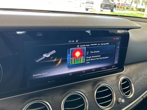 Used 2017 Mercedes-Benz E 300 w/ Premium 1 Package image 7