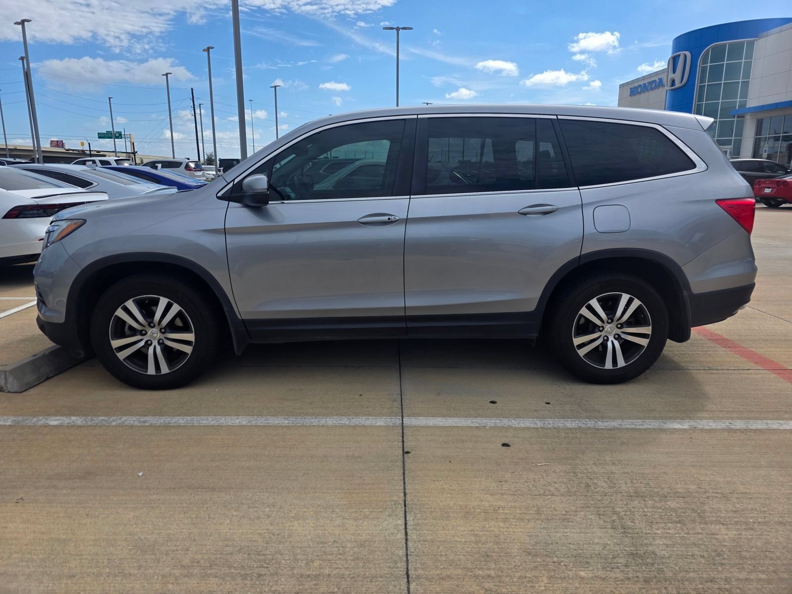 Used 2018 Honda Pilot EX-L image 3
