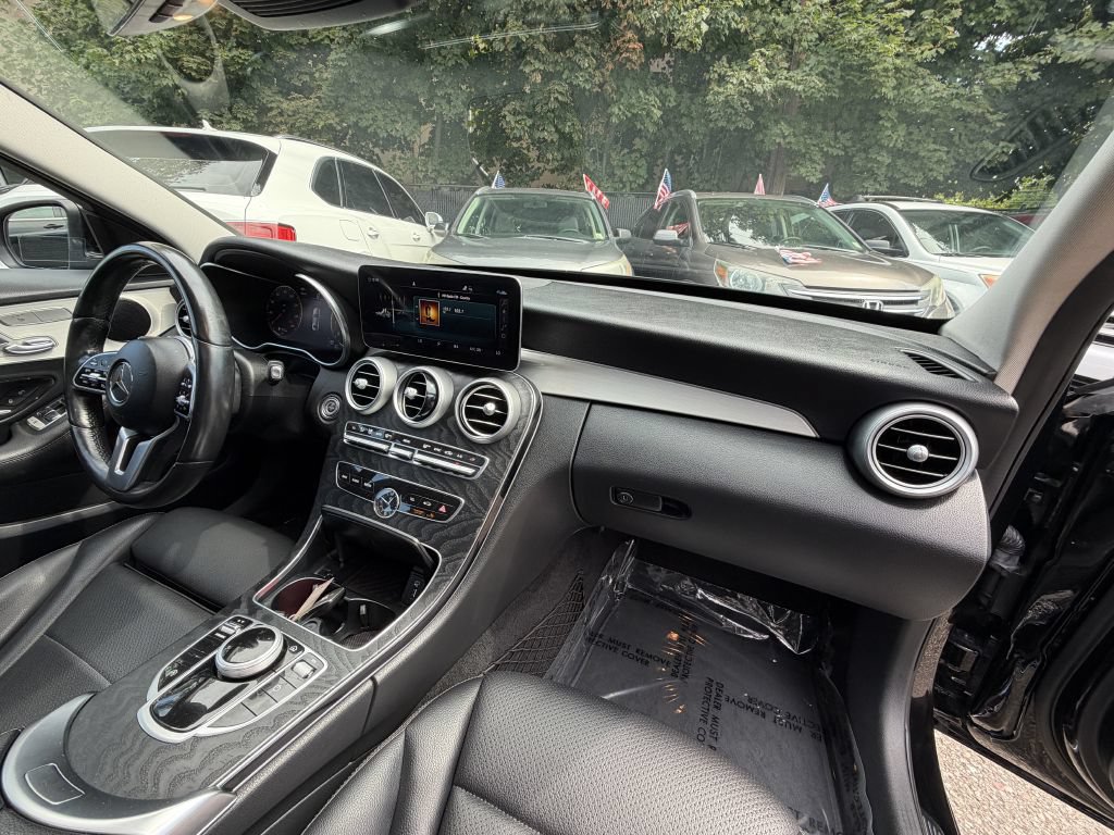 Used 2021 Mercedes-Benz C 300 4MATIC Sedan image 20