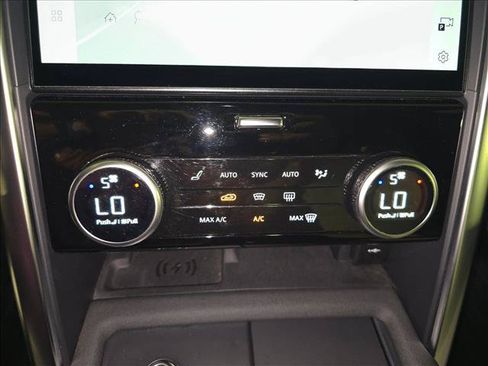 Used 2023 Land Rover Discovery S R-Dynamic AWD/4WD image 23