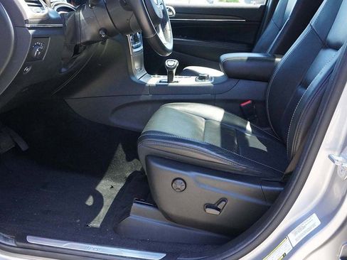 Used 2014 Jeep Grand Cherokee Limited AWD/4WD image 26