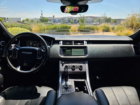 Used 2017 Land Rover Range Rover Sport HSE AWD/4WD image 23