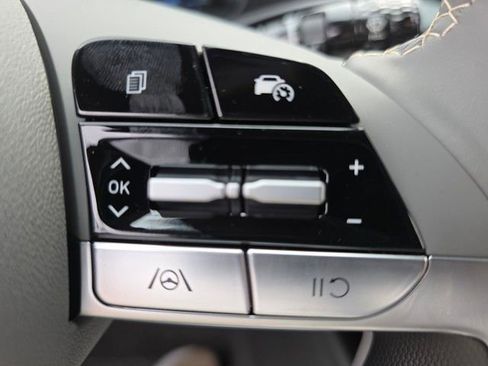 New 2025 Hyundai Elantra Sport image 5