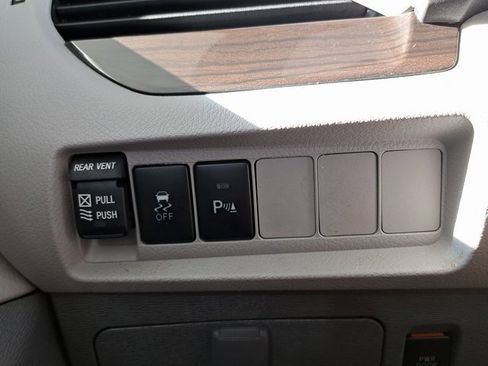 Used 2019 Toyota Sienna XLE Premium image 21