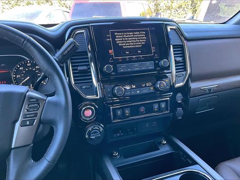 Certified 2023 Nissan Titan Platinum Reserve w/ Moonroof Package image 6