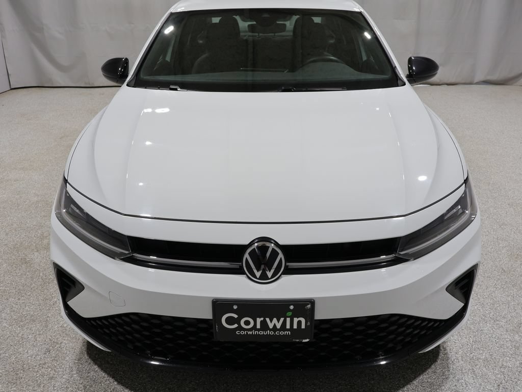 Used 2025 Volkswagen Jetta Sport FWD image 7